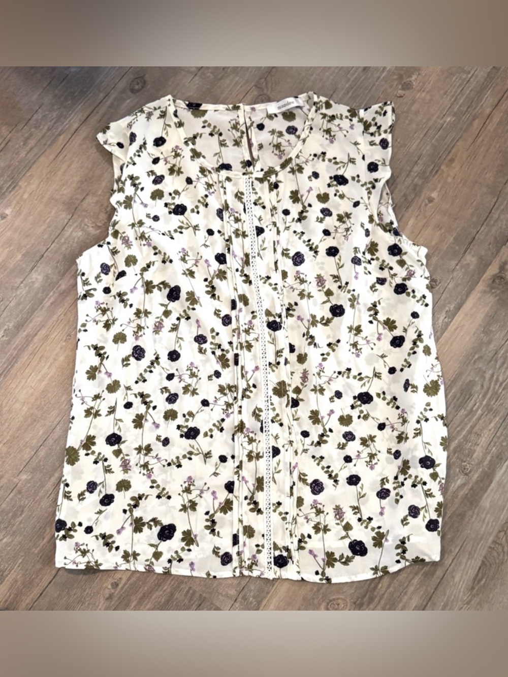 Mandee sleeveless floral print blouse
